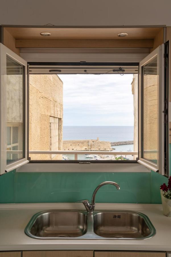 Penthouse Apartment In Downtown With Seaview Iraklio Eksteriør bilde